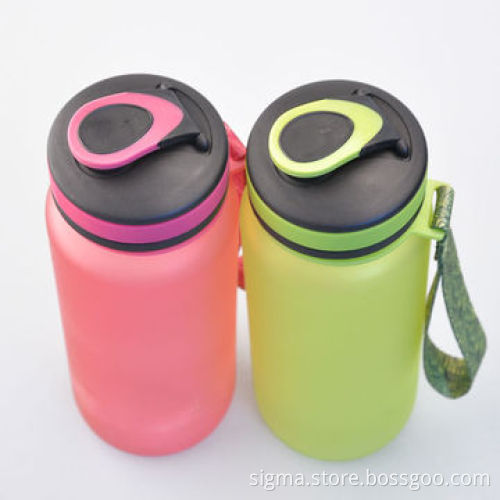 Sport bottle, unique design, BPA-free, 650mL volume